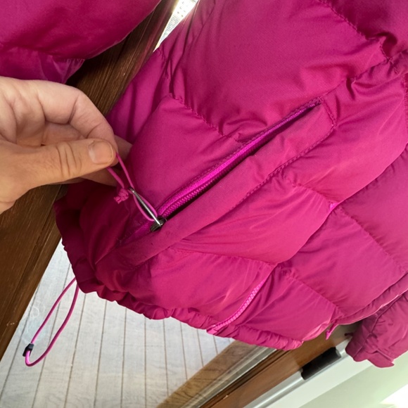 The North Face 700 Puffer Down Jacket Pink Red Womens Small Coat Insulated Ski - Picture 9 of 12